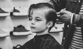 Ce tunsori pentru băieți sunt moderne și practice?