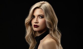 Cum să obții blondul cenușiu-murdar și cum să îl îngrijești corect?