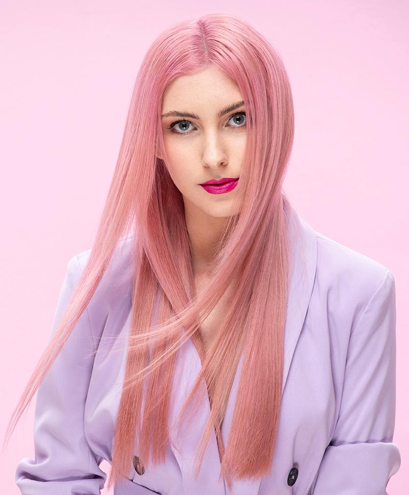 Pastelová ružová farba na vlasy